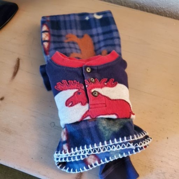 OSHKOSH Kids Long Sleeve Pullover Sweater & Coordinating  Nap Blanket 24 Months - Picture 2 of 5